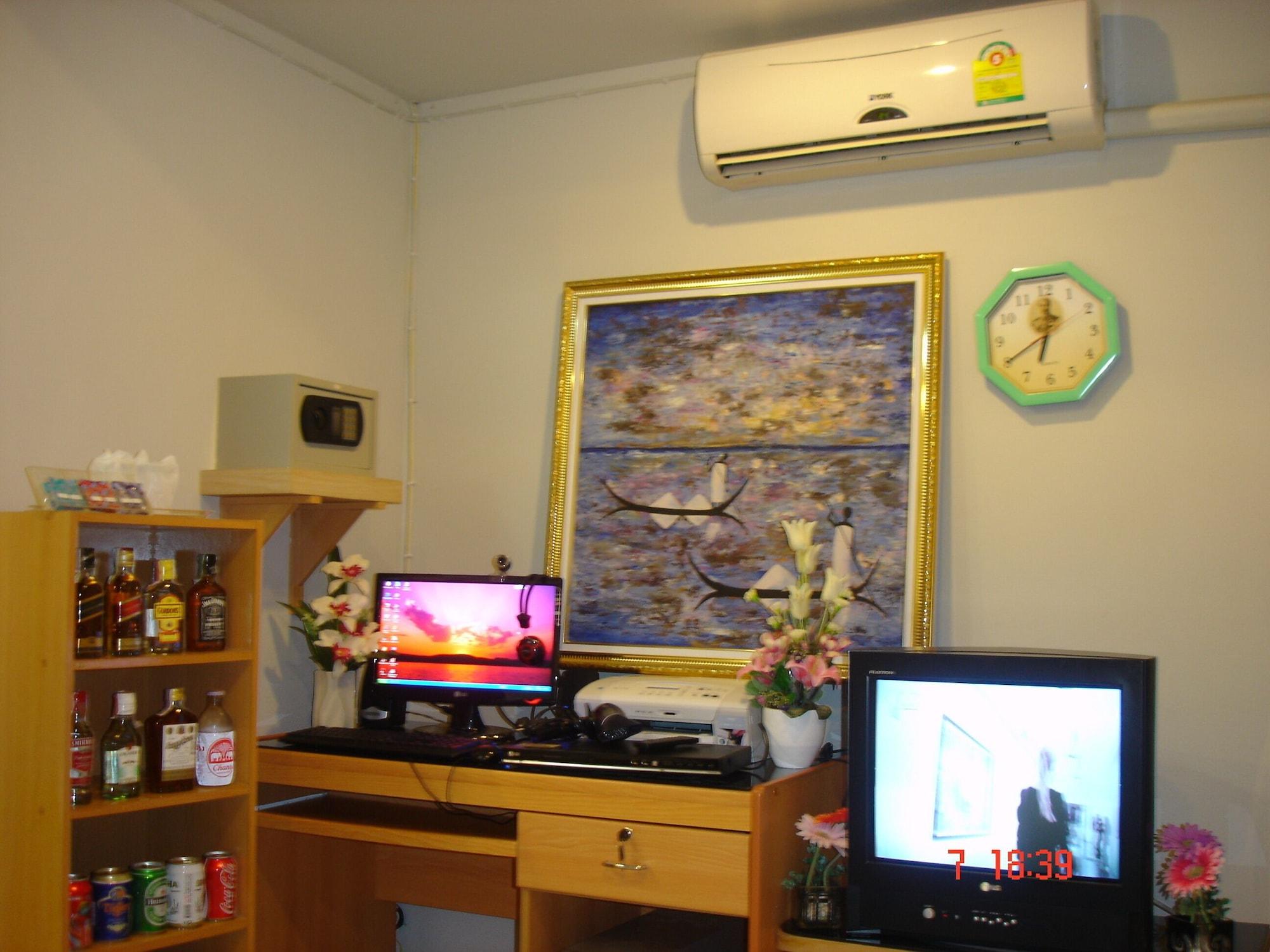 Lamai Apartment Patong Екстериор снимка